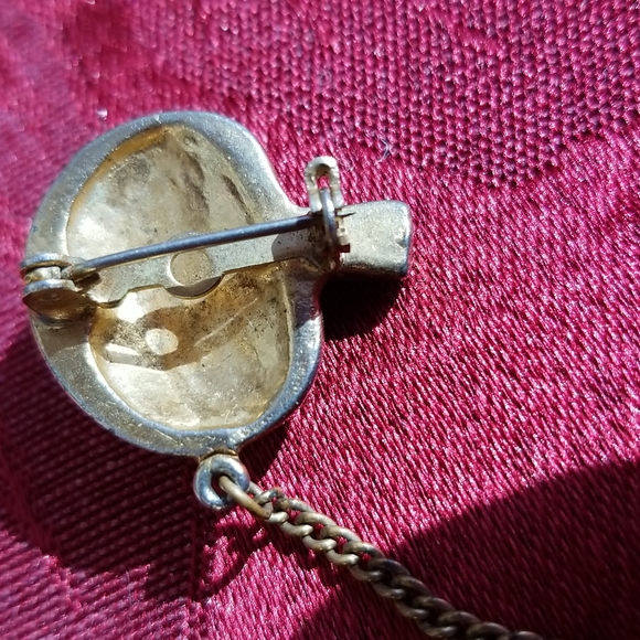 Cute 2-pin Gold Tone and Silver Tone Mushroom Chain Set - Picture 7 of 7